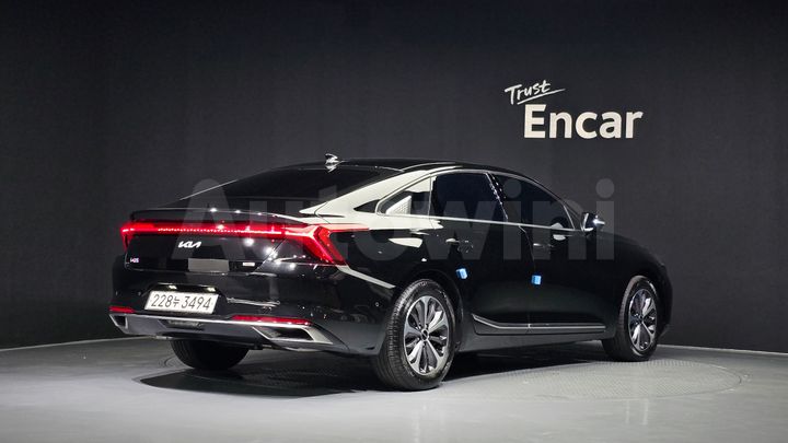 Kia K8 2023 — 2