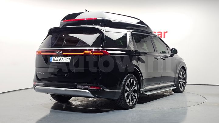 Kia Carnival 2022 — 2