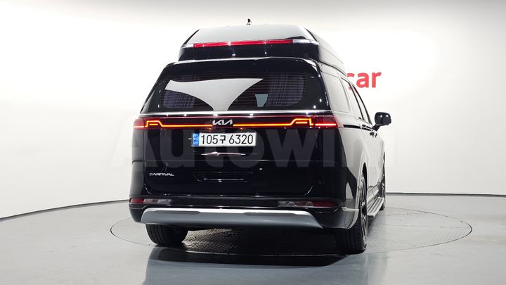 Kia Carnival 2022 — 4