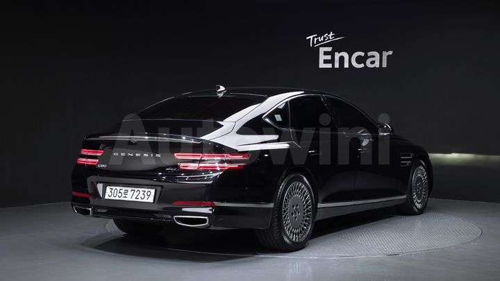 Genesis G80 2022 — 2