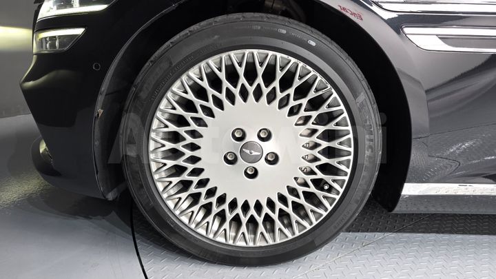 Genesis G80 2022 — 5