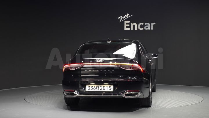 Hyundai Grandeur 2022 — 4