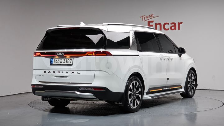 Kia Carnival 2022 — 2