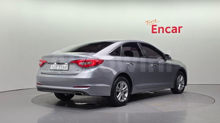 Hyundai Sonata 2015 — 2