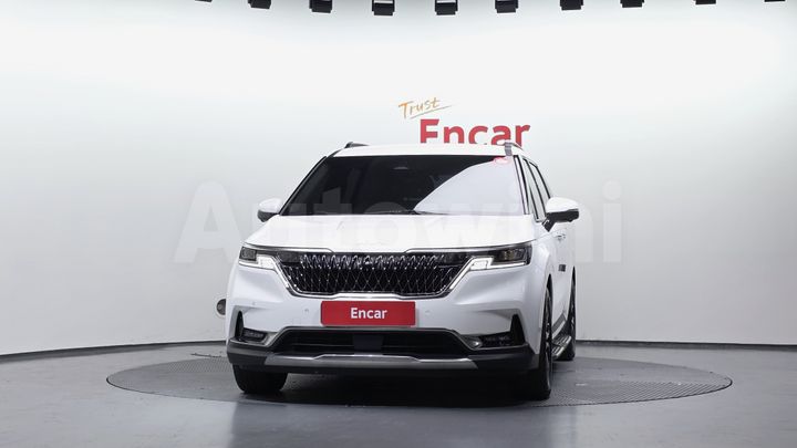 Kia Carnival 2023 — 3