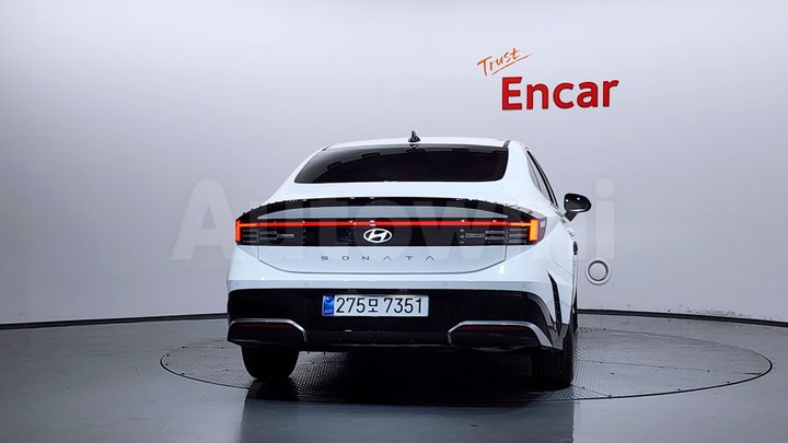 Hyundai Sonata 2025 — 4