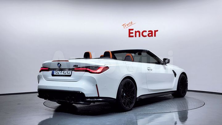 BMW M4 2024 — 2