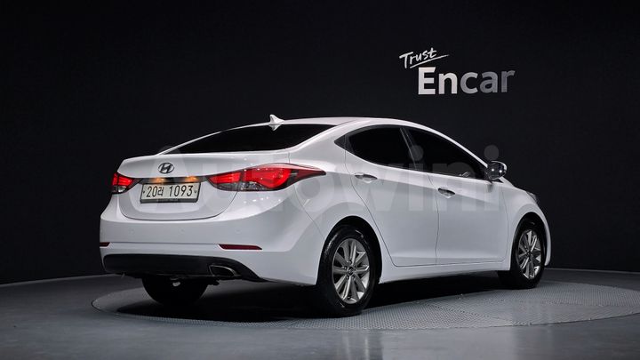 Hyundai Avante 2014 — 2