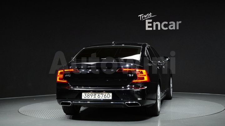 Volvo S90 2019 — 4