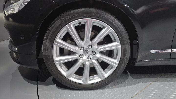 Volvo S90 2019 — 5