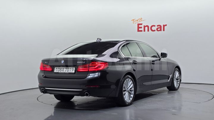 BMW 5 Series 2020 — 2