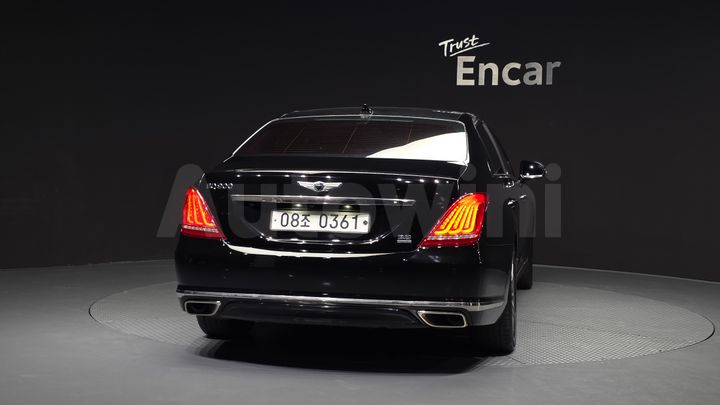 Genesis EQ900 2016 — 4