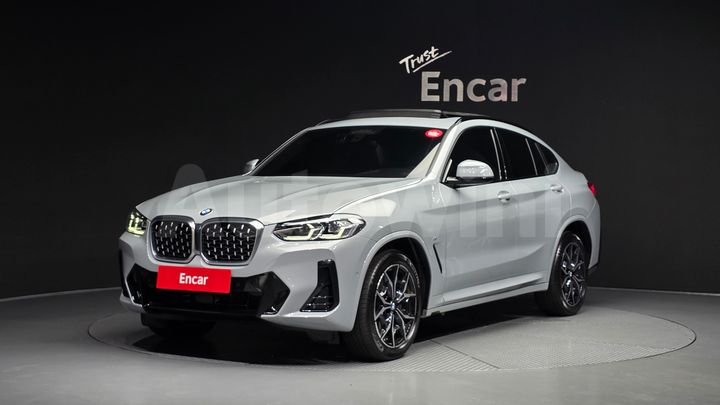 BMW X4 2023 — 2
