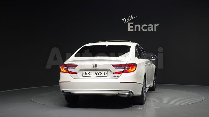 Honda Accord 2018 — 4