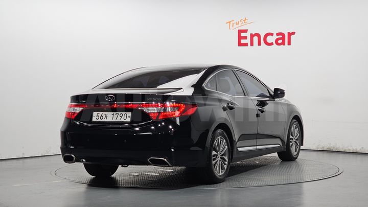 Hyundai Grandeur 2015 — 2