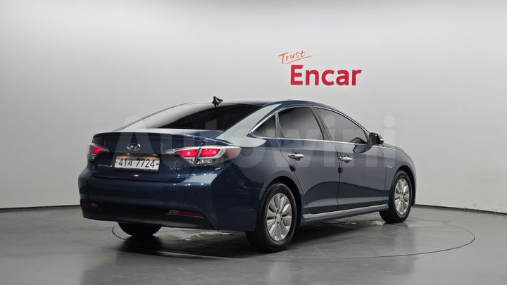 Hyundai Sonata 2015 — 2