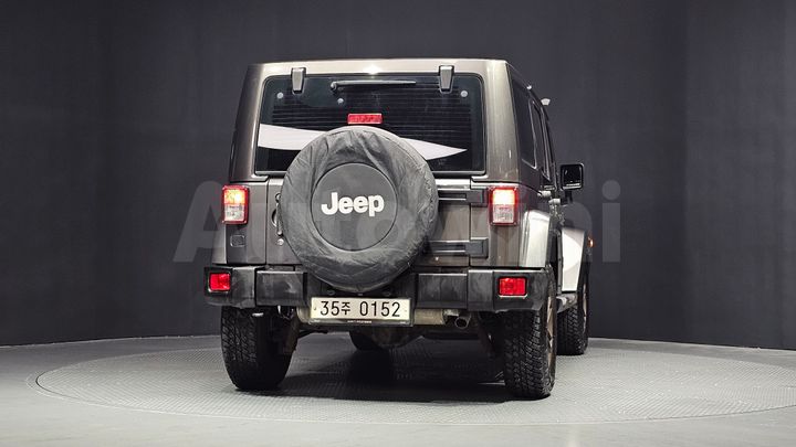 Jeep Wrangler 2016 — 4