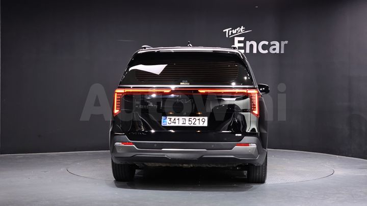 Kia Carnival 2026 — 3