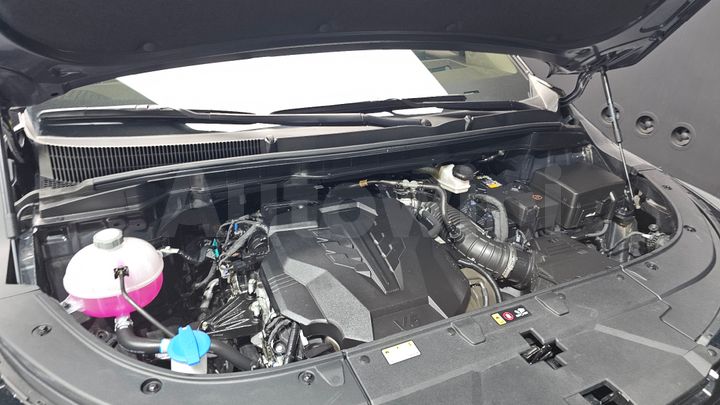 Kia Carnival 2026 — 5