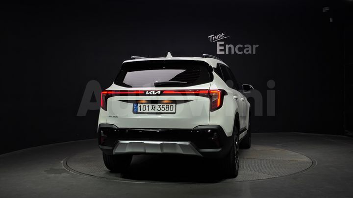 Kia Seltos 2025 — 4