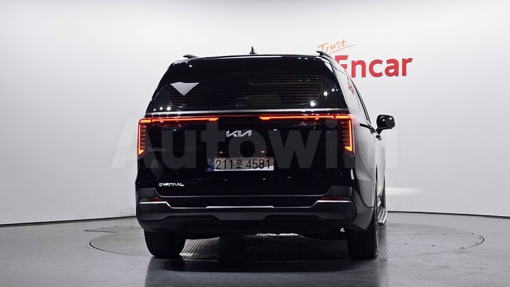 Kia Carnival 2024 — 3