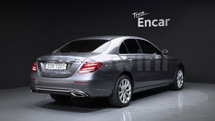 Mercedes-Benz E Class 2018 — 2