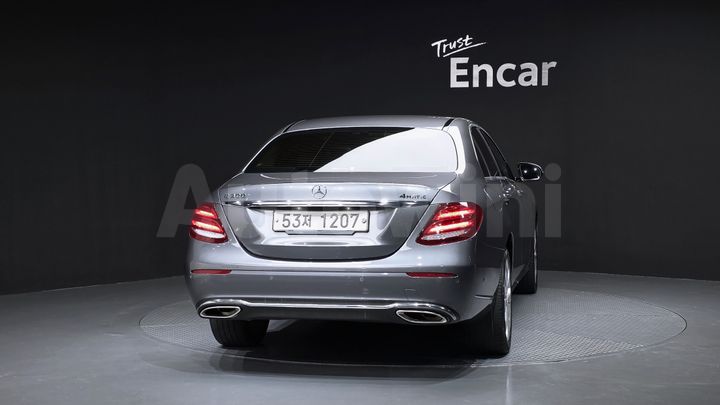 Mercedes-Benz E Class 2018 — 4