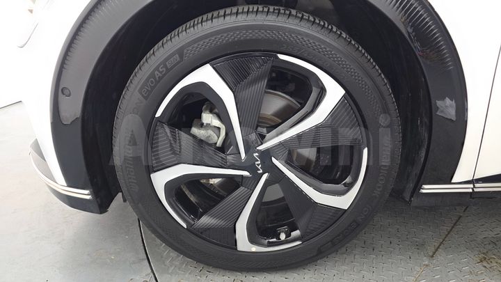Kia EV6 2022 — 5