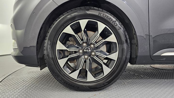 Kia Carnival 2022 — 5