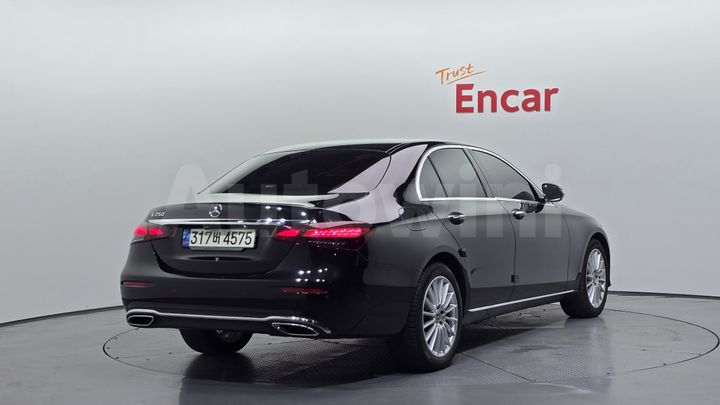 Mercedes-Benz E Class 2021 — 2