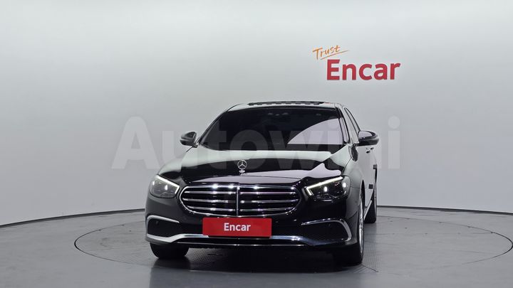 Mercedes-Benz E Class 2021 — 3