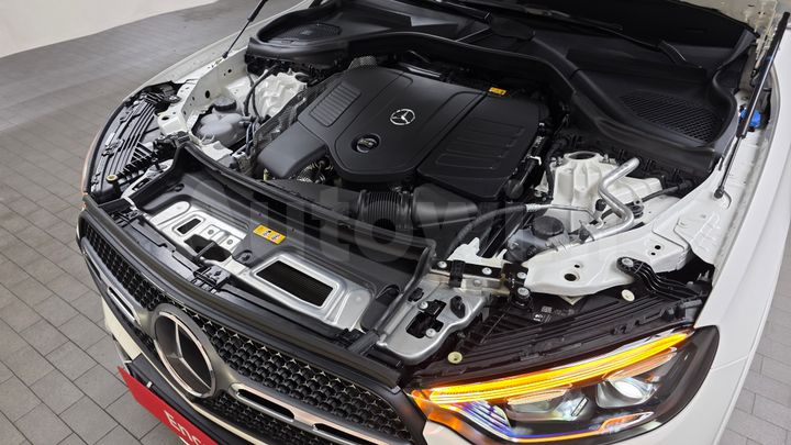 Mercedes Benz GLC Class 2024 — 5