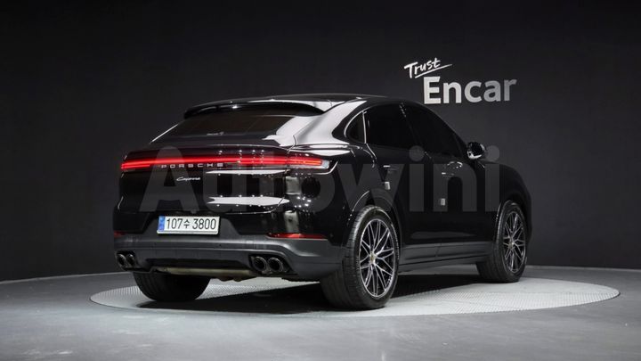 Porsche Cayenne 2024 — 2
