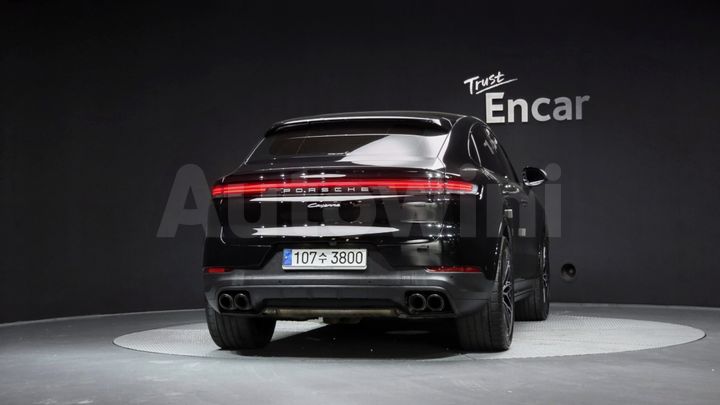 Porsche Cayenne 2024 — 4
