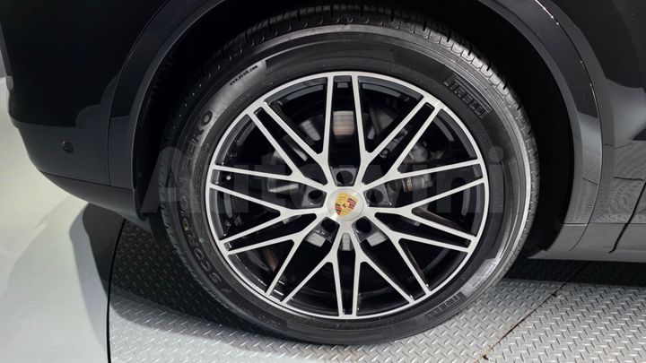 Porsche Cayenne 2024 — 5