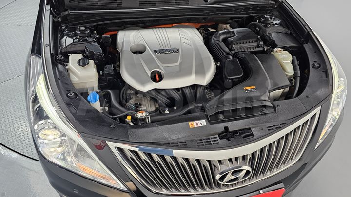 Hyundai Grandeur 2016 — 5