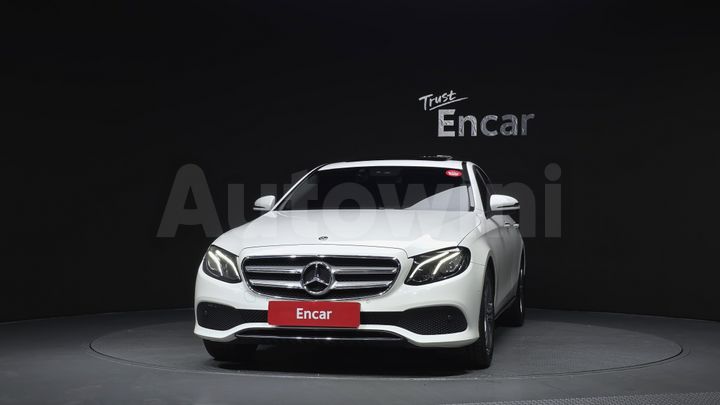 Mercedes Benz E Class 2019 — 3