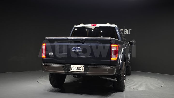 Ford F150 2021 — 4