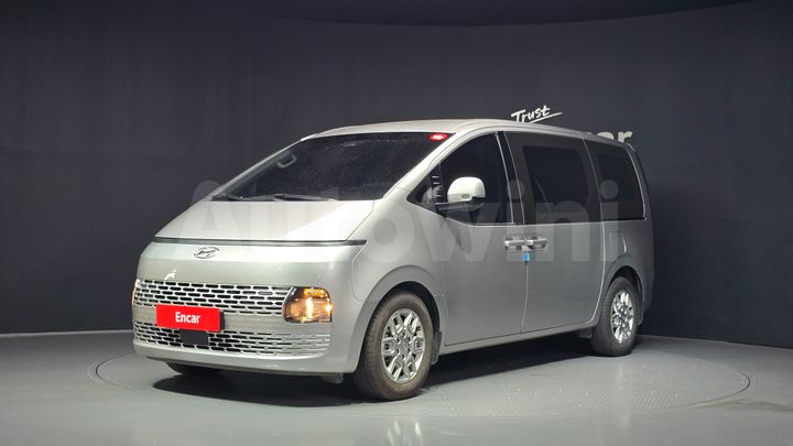 Hyundai Staria 2022 — 2