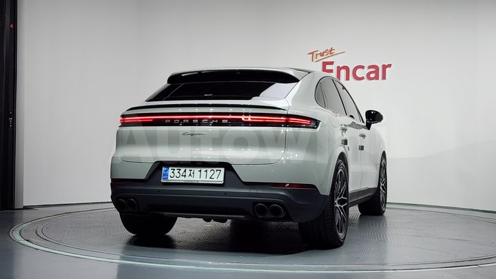 Porsche Cayenne 2024 — 4
