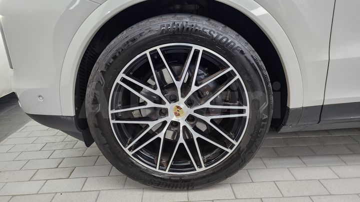 Porsche Cayenne 2024 — 5