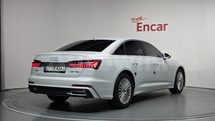 Audi A6 2021 — 2