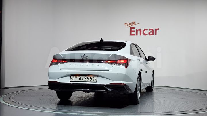 Hyundai Avante 2021 — 4