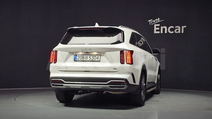 Kia Sorento 2023 — 4