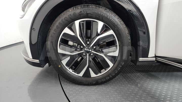 Kia EV6 2022 — 5