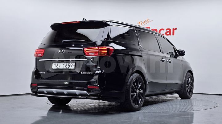 Kia Carnival 2019 — 2