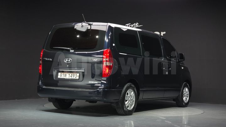 Hyundai Starex 2020 — 2