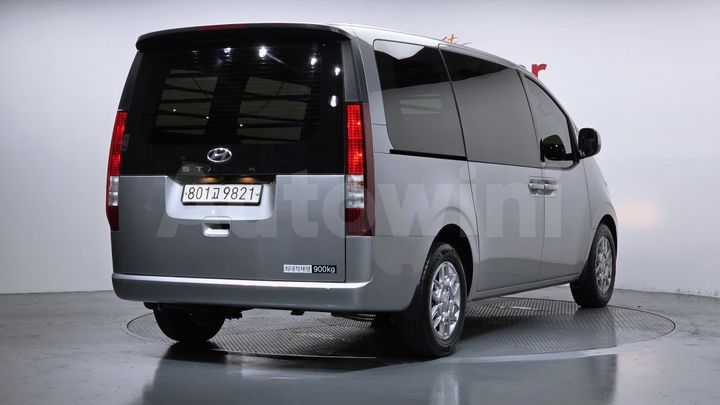 Hyundai Staria 2022 — 2