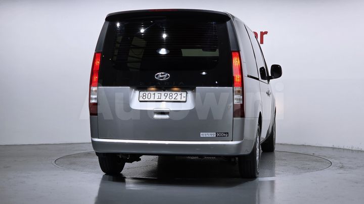 Hyundai Staria 2022 — 4