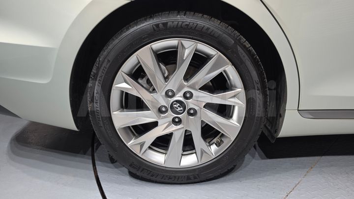 Hyundai Grandeur 2022 — 5